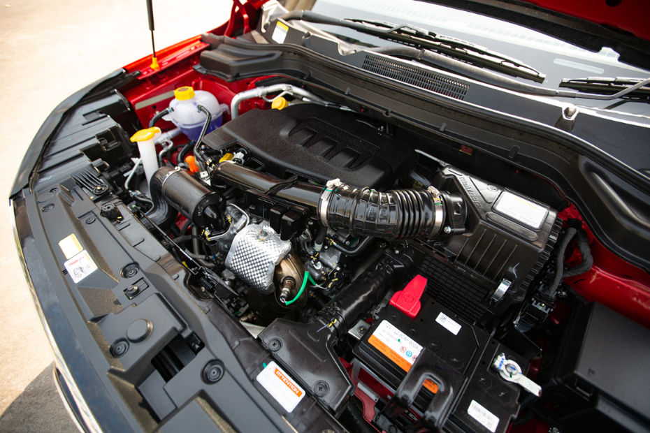 Mahindra XUV300 Engine
