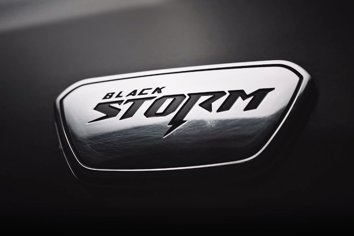 MG Gloster Black Storm