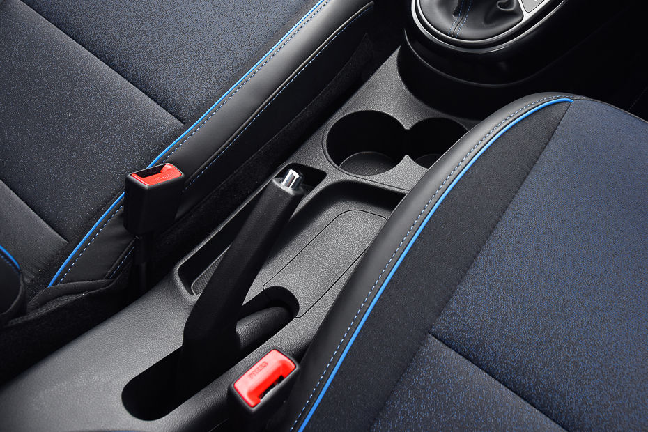 Hyundai Exter centre console