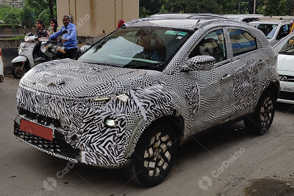 2024 Tata Nexon spied 2024 Tata Nexon spied