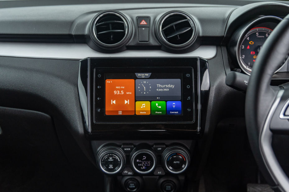 Maruti Swift Touchscreen Infotainment System Maruti Swift Touchscreen Infotainment System