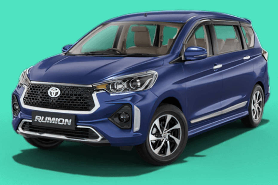 Toyota Rumion Colour Options Revealed | CarDekho.com