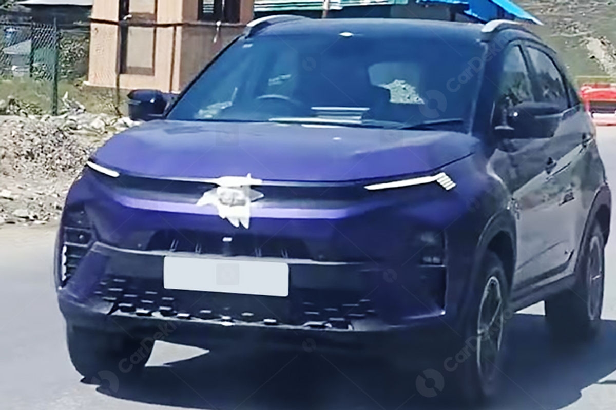 Tata Nexon facelift seen undisguised