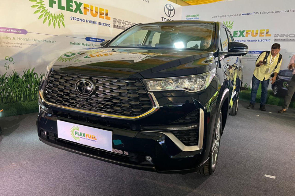 Toyota Innova Hycross Flex-fuel Prototype