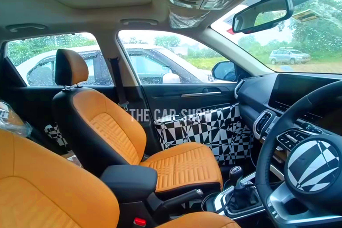 2024 Kia Sonet facelift cabin spied