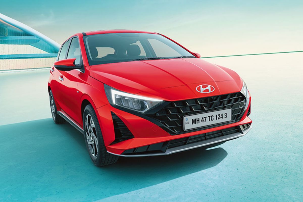 2023 Hyundai i20 Sportz CVT Variant Explained In 5 Images