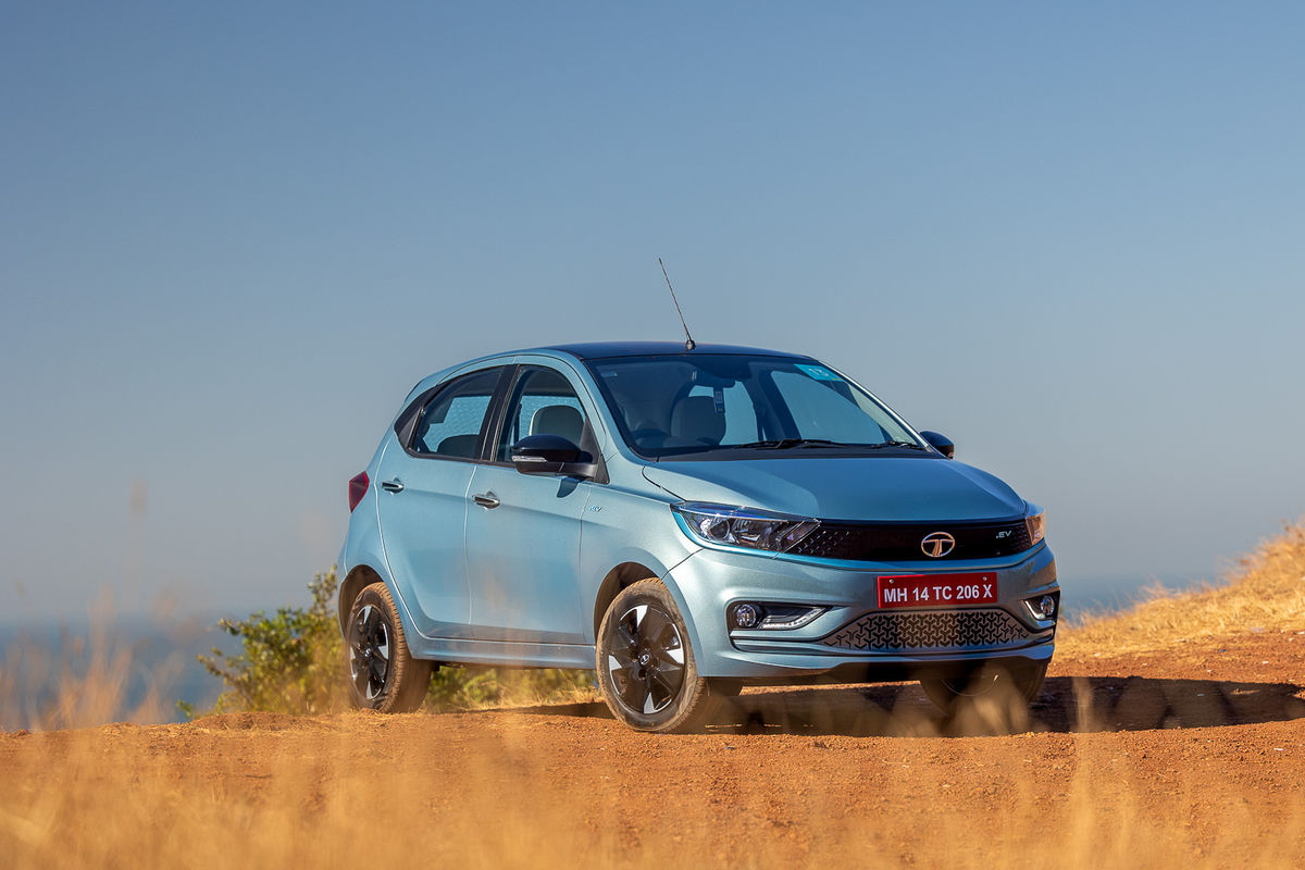Tata Tiago EV front