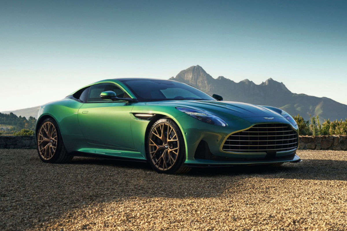 Aston Martin DB12