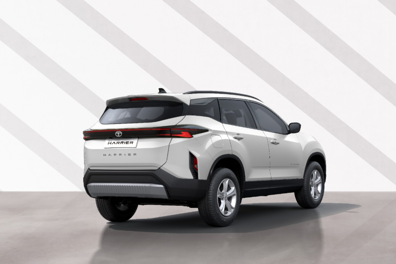 2023 Tata Harrier Basespec Smart Variant Detailed In Images