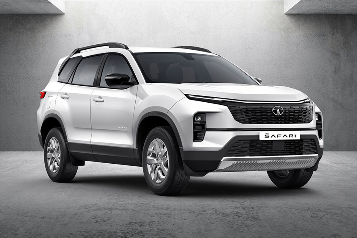 Tata Safari facelift Smart variant