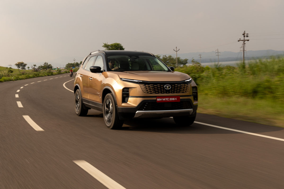 Check Out The Full Prices Of The Tata Safari Facelift Automatic And Dark Edition Variants