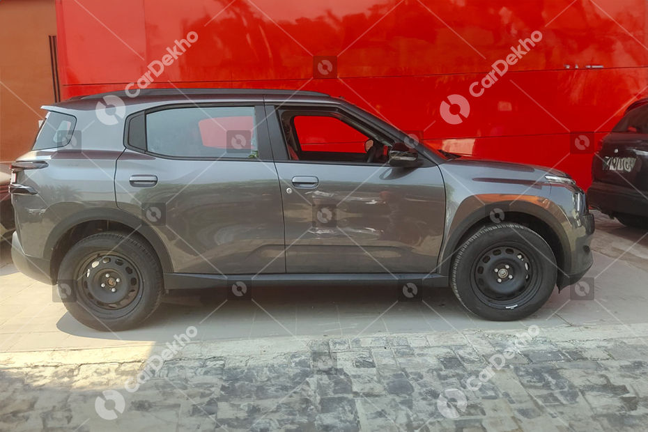 Citroen C3 Aircross Side Citroen C3 Aircross Side