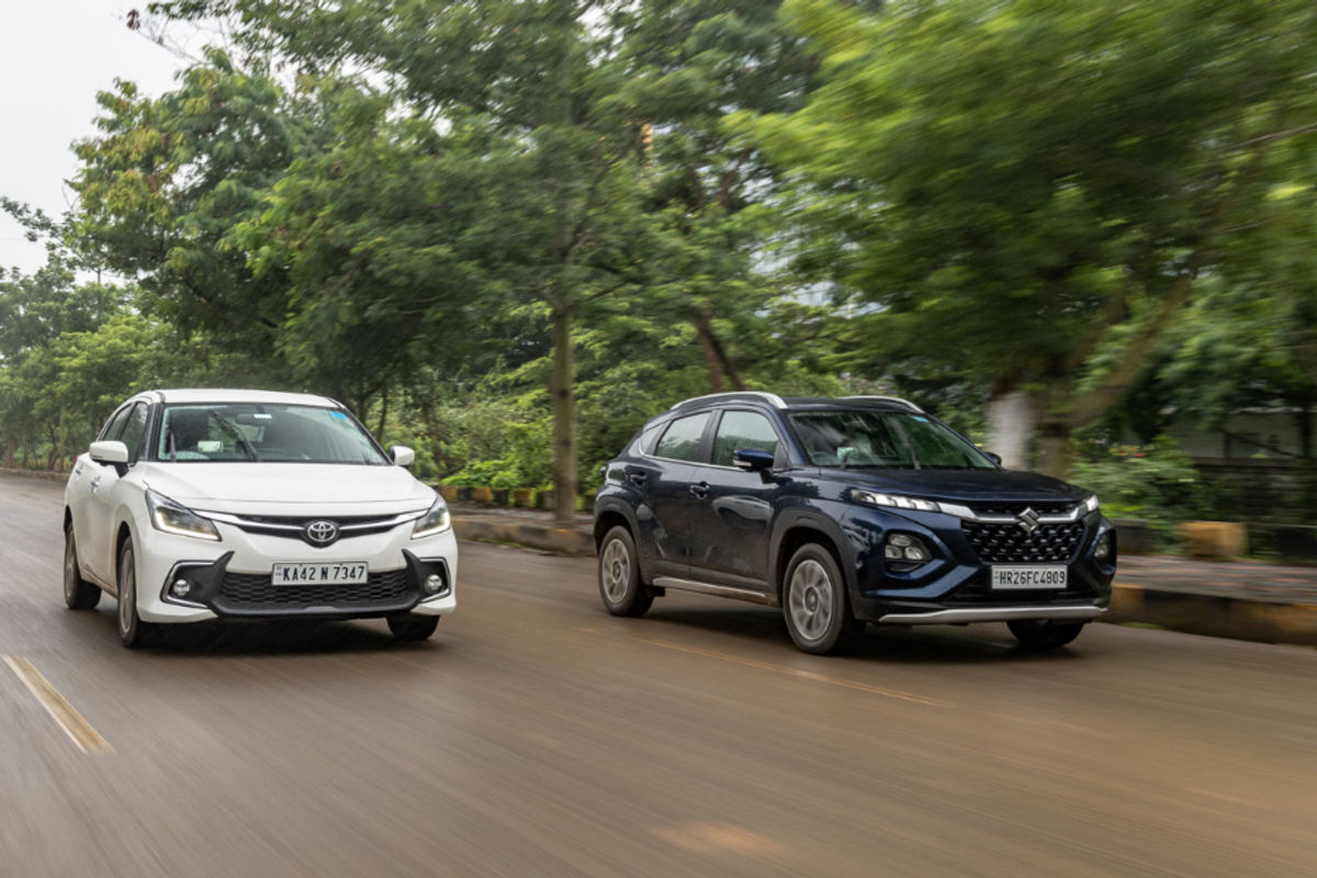 Maruti Fronx vs Toyota Glanza Maruti Fronx vs Toyota Glanza