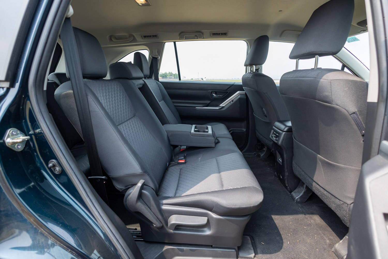 Toyota Innova Hycross petrol second-row seats