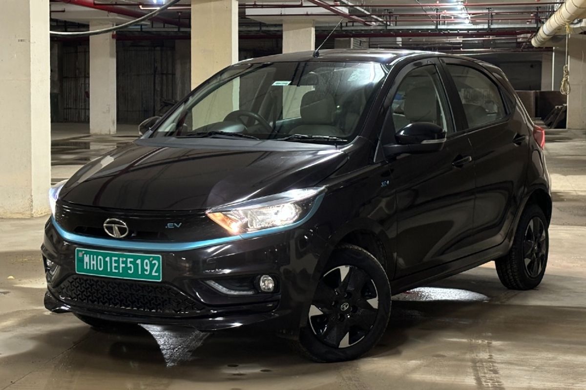 Tata Tiago EV front