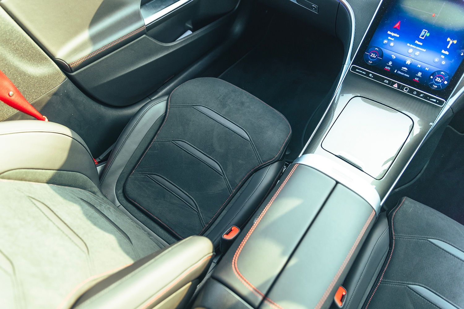 Mercedes-Benz C43 AMG Front Seat