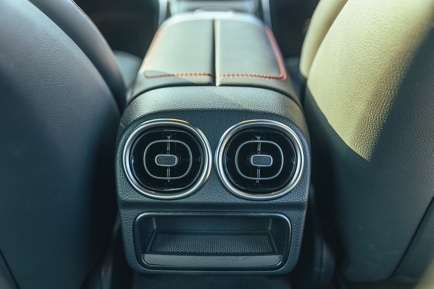 Mercedes-Benz C43 AMG Rear AC Vents