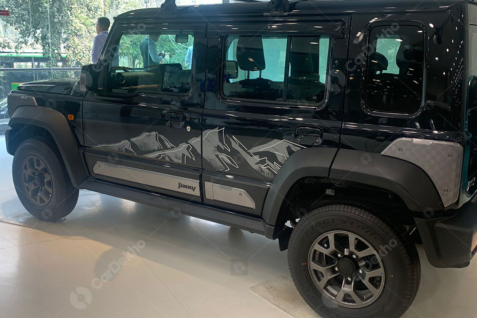 Jimny Thuder edition side Jimny Thuder edition side