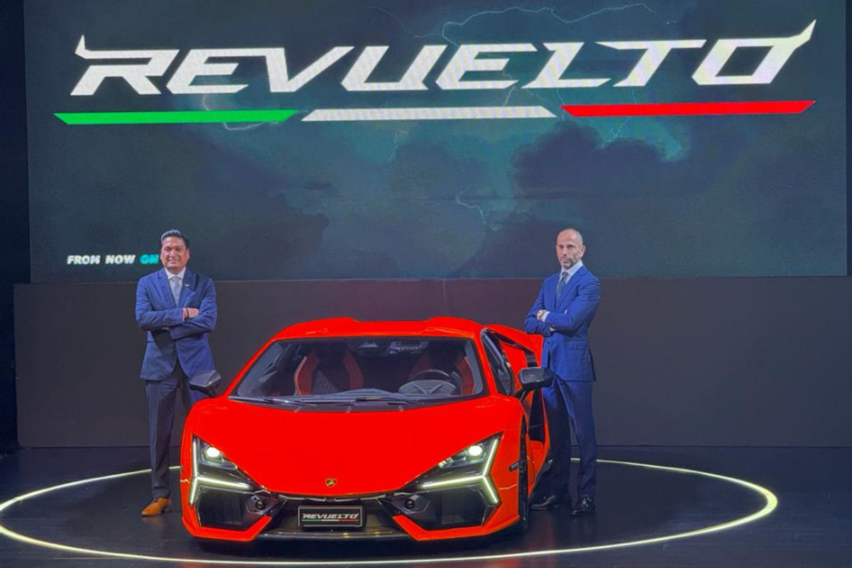 Lamborghini Revuelto