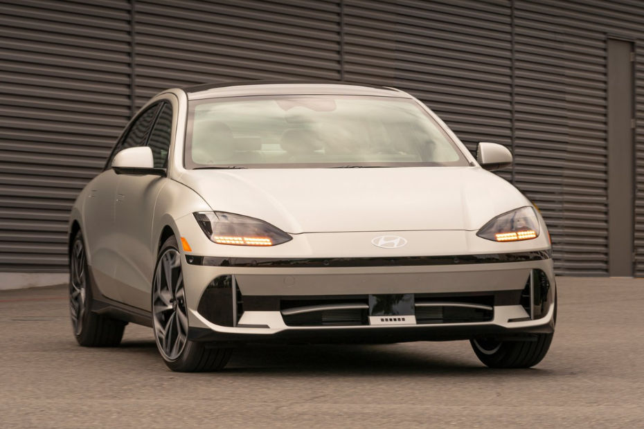 Hyundai IONIQ 6 Hyundai IONIQ 6