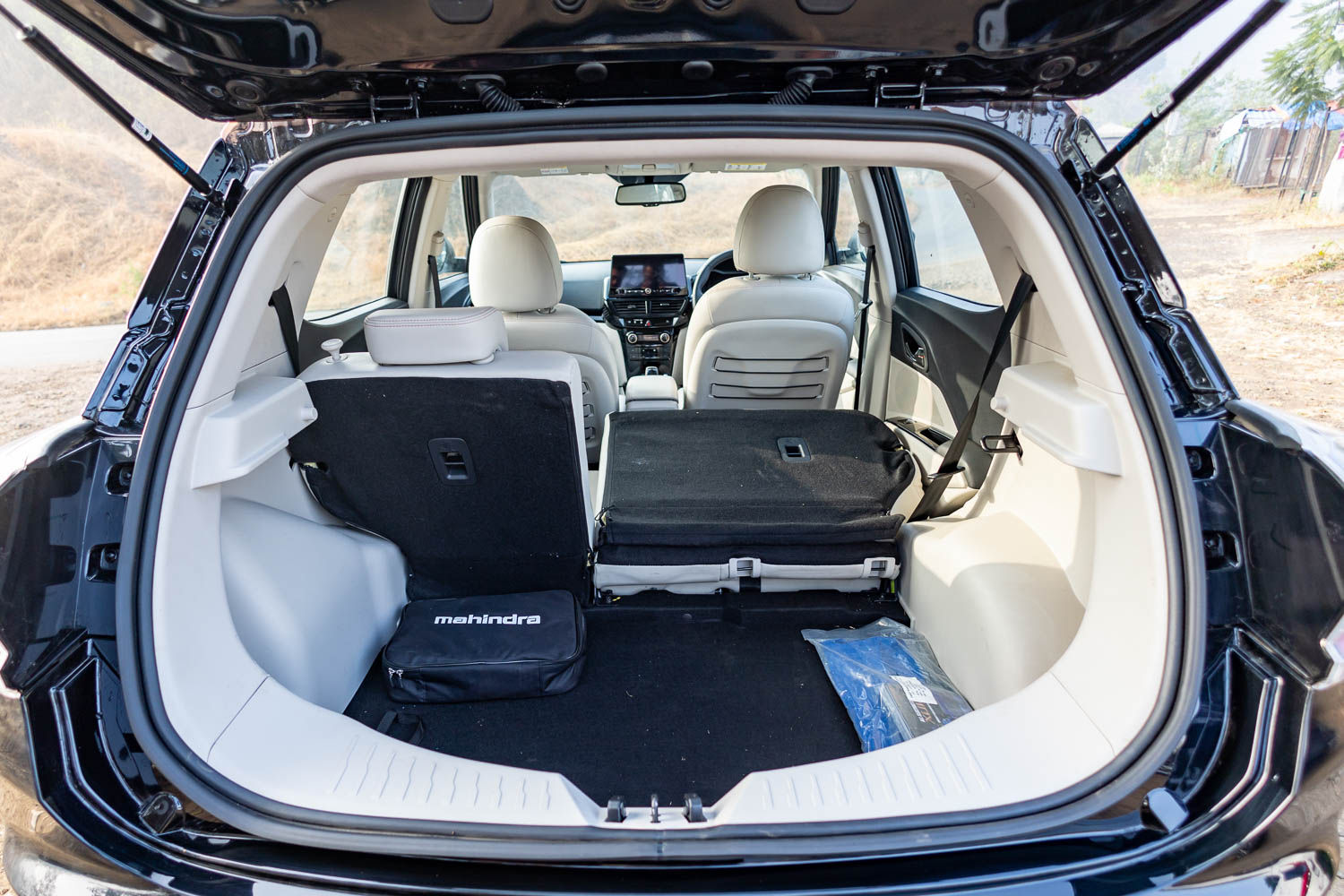 Mahindra XUV400 EV EL Pro Variant Boot