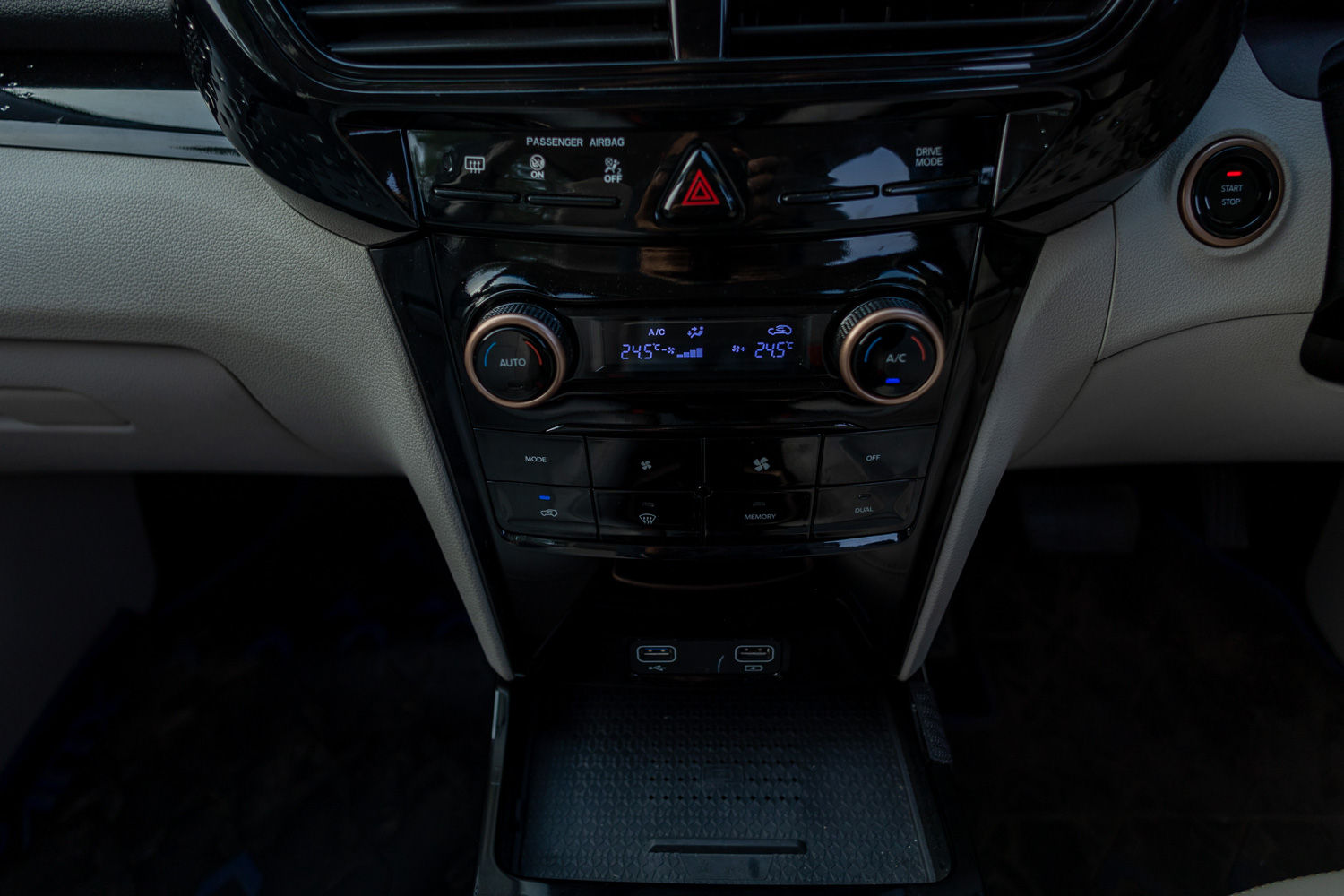 Mahindra XUV400 EV Centre Console