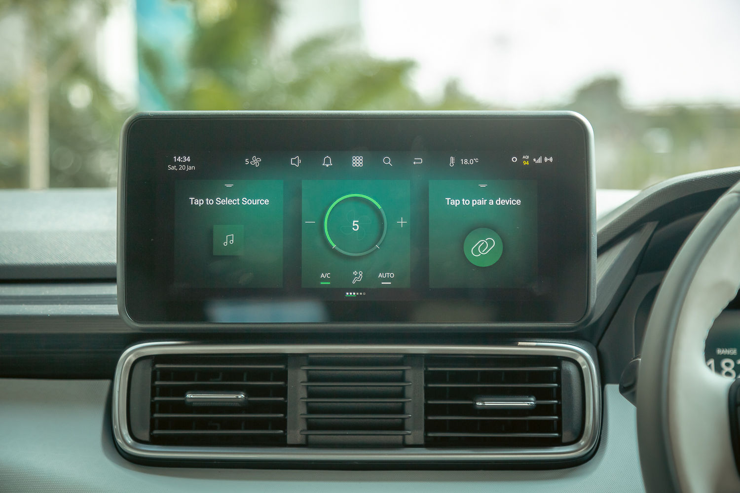 Top-spec Tata Punch EV Touchscreen Top-spec Tata Punch EV Touchscreen