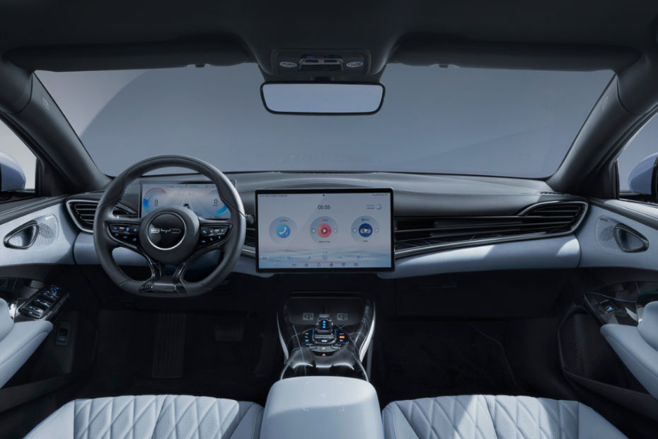 BYD Seal Interior