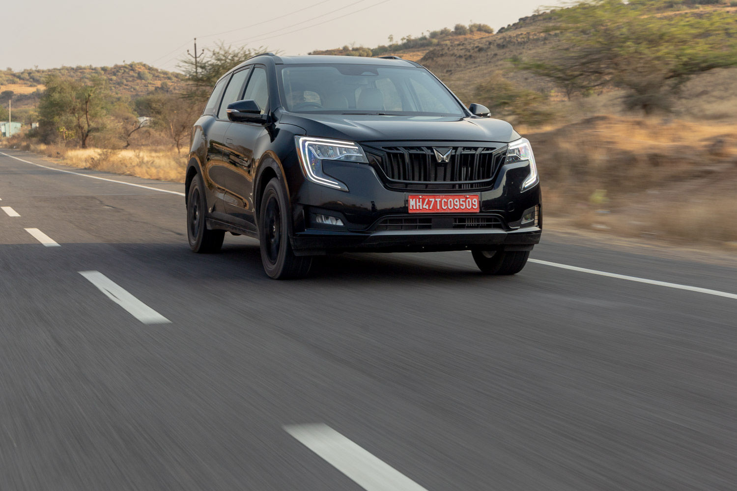 2024 Mahindra XUV700