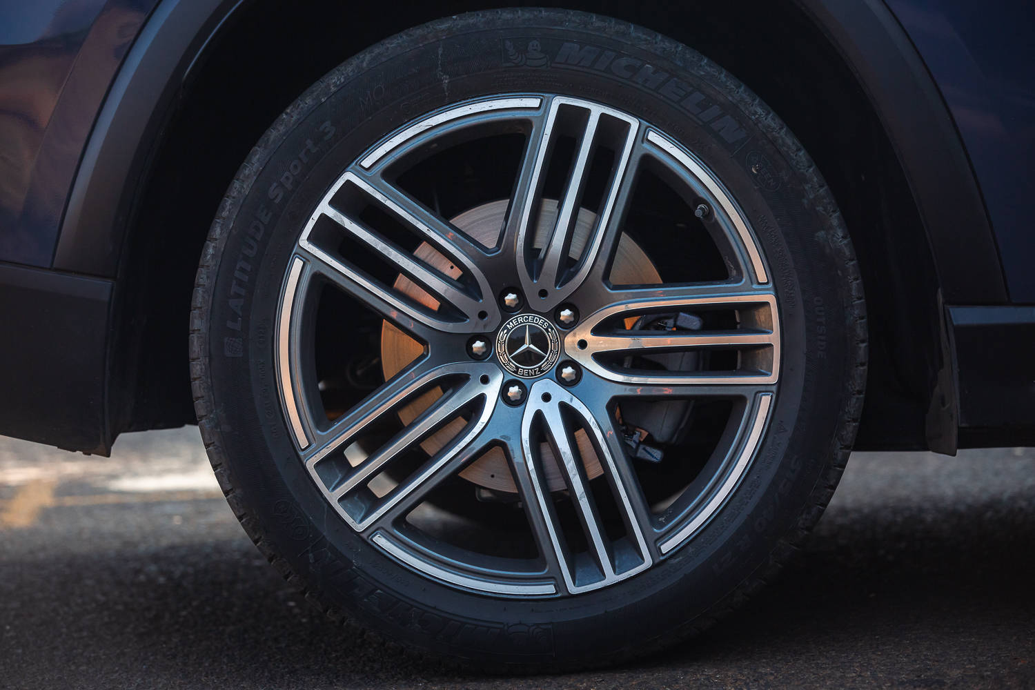 Mercedes-Benz GLS 21-inch alloy wheels