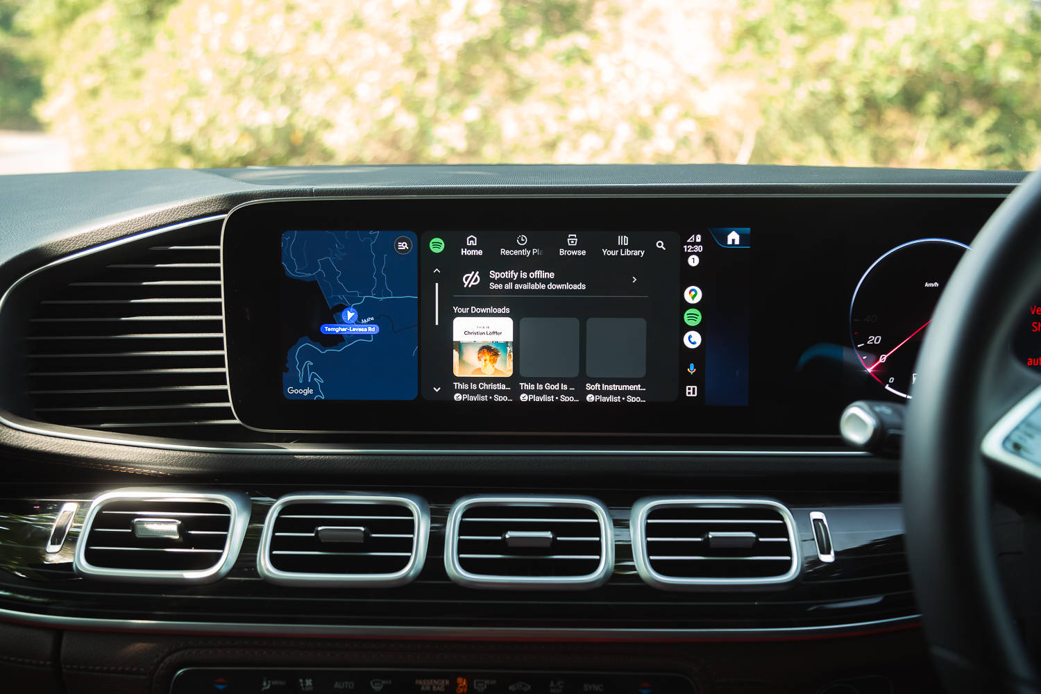 Mercedes-Benz GLS 12.3-inch touchscreen