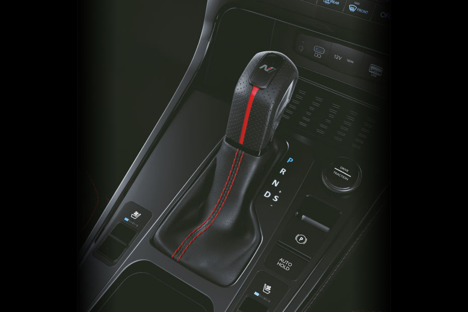 Hyundai Creta N Line gear shifter