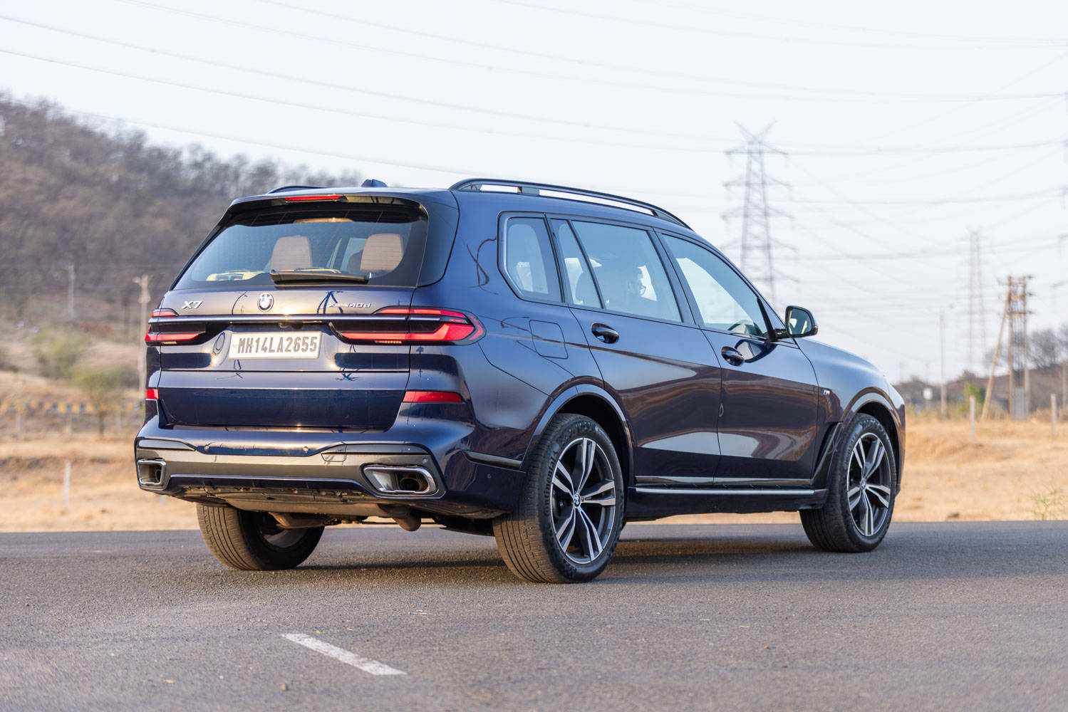 BMW X7 Rear