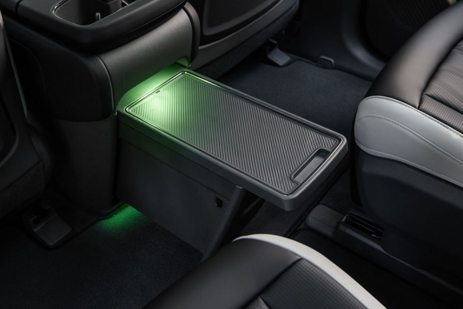 Kia EV9 2nd Row Storage