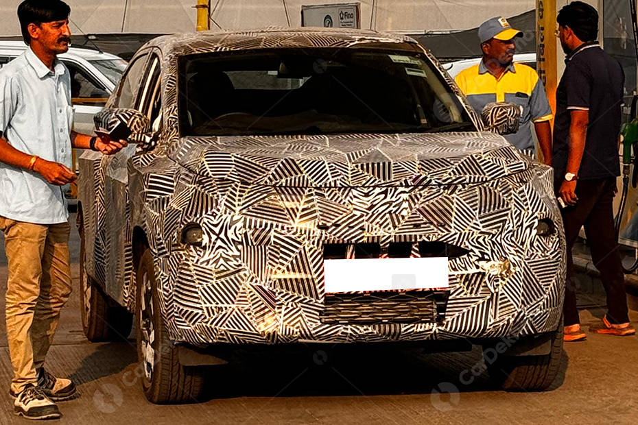 Tata Curvv ICE front spied