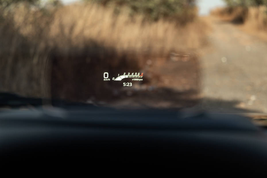 Maruti Fronx Heads-up display