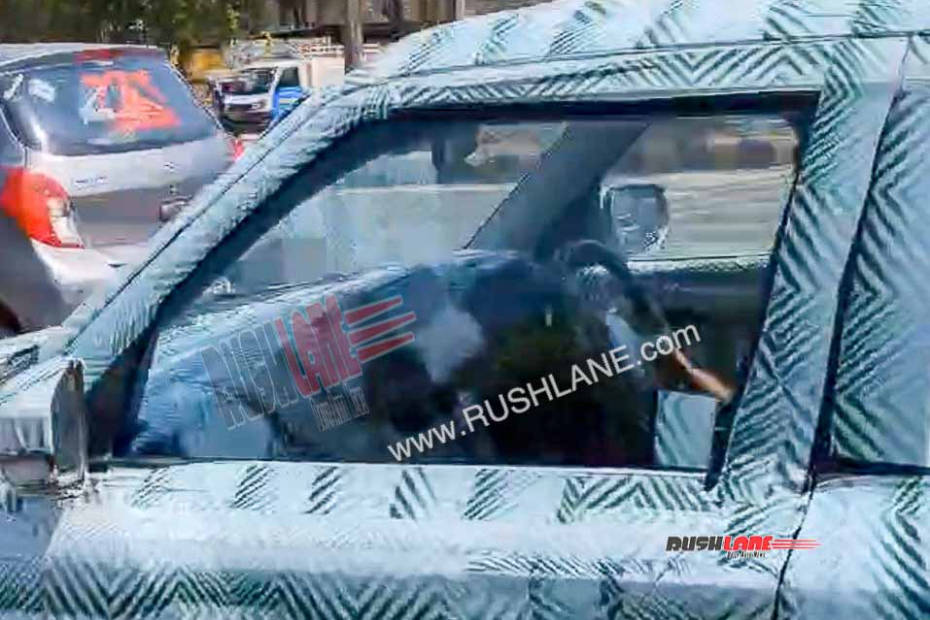 2024 Maruti Swift Interior Spied, Launch Expected Soon | CarDekho.com