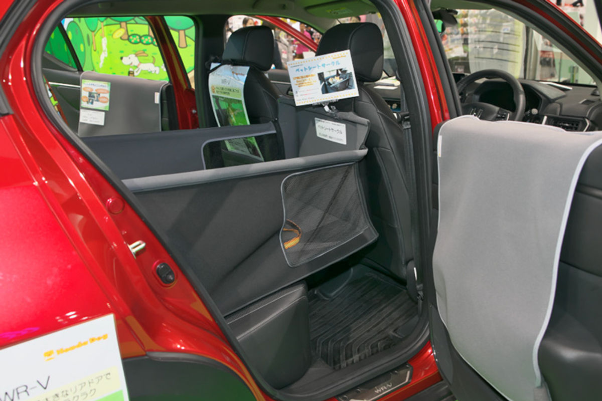 Honda Elevate (WR-V) rear seat accessories for dogs