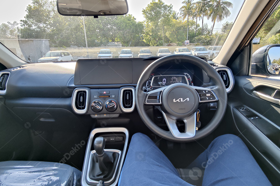 Kia Sonet HTE (O) Variant Explained: Exterior, Features, Specifications ...