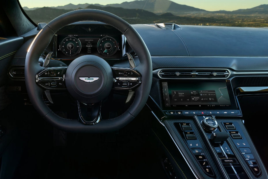 2024 Aston Martin Vantage cabin 2024 Aston Martin Vantage cabin