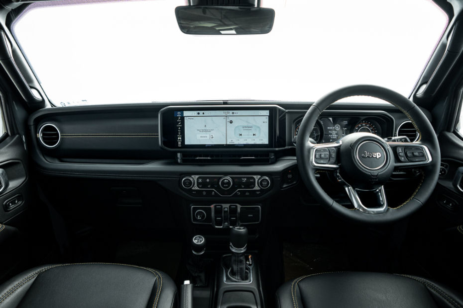 2024 Jeep Wrangler Cabin
