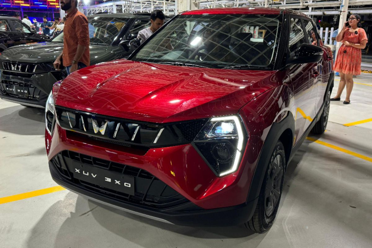 Mahindra XUV 3XO MX3 Pro Mahindra XUV 3XO MX3 Pro