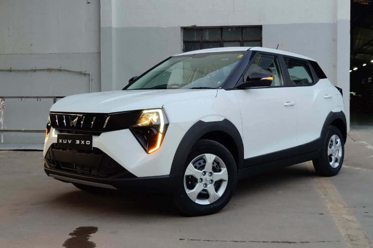 XUV 3XO MX3 XUV 3XO MX3