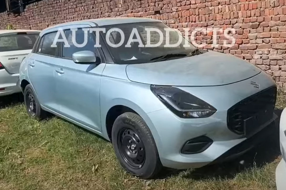2024 Maruti Suzuki Swift snapped at dealer stockyard