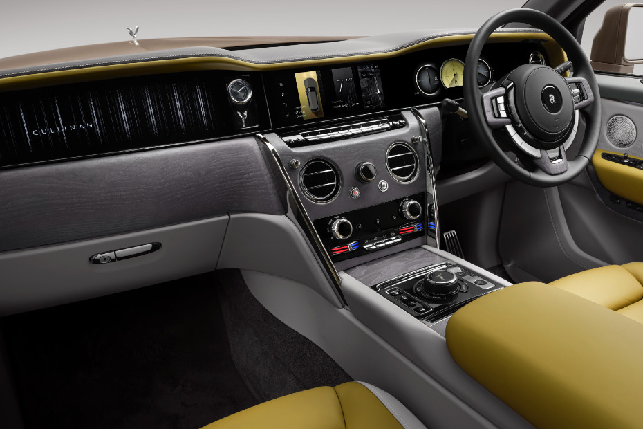 Rolls-Royce Cullinan Serisi II kabin Rolls-Royce Cullinan Serisi II kabin
