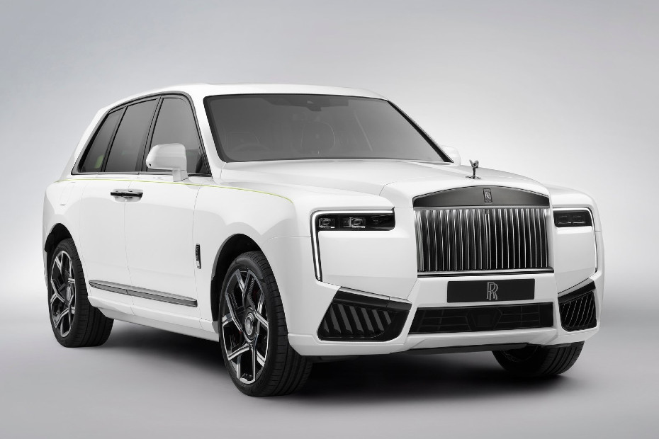 Rolls-Royce Cullinan Series II Siyah Rozet Rolls-Royce Cullinan Series II Siyah Rozet