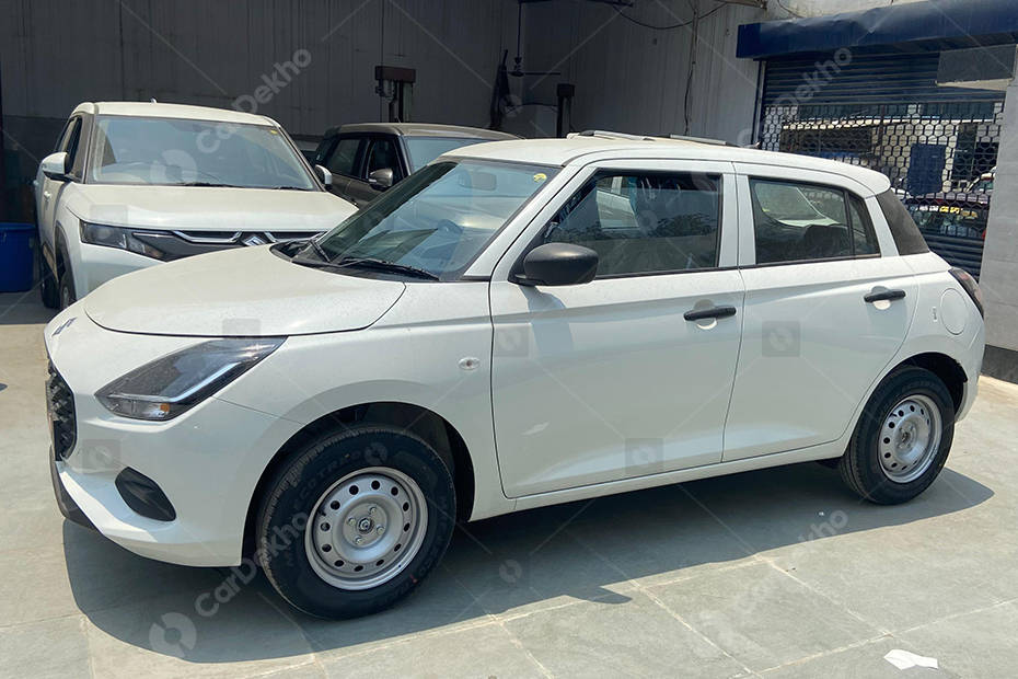 New Maruti Swift Base-spec Lxi Variant Explained In 10 Images ...