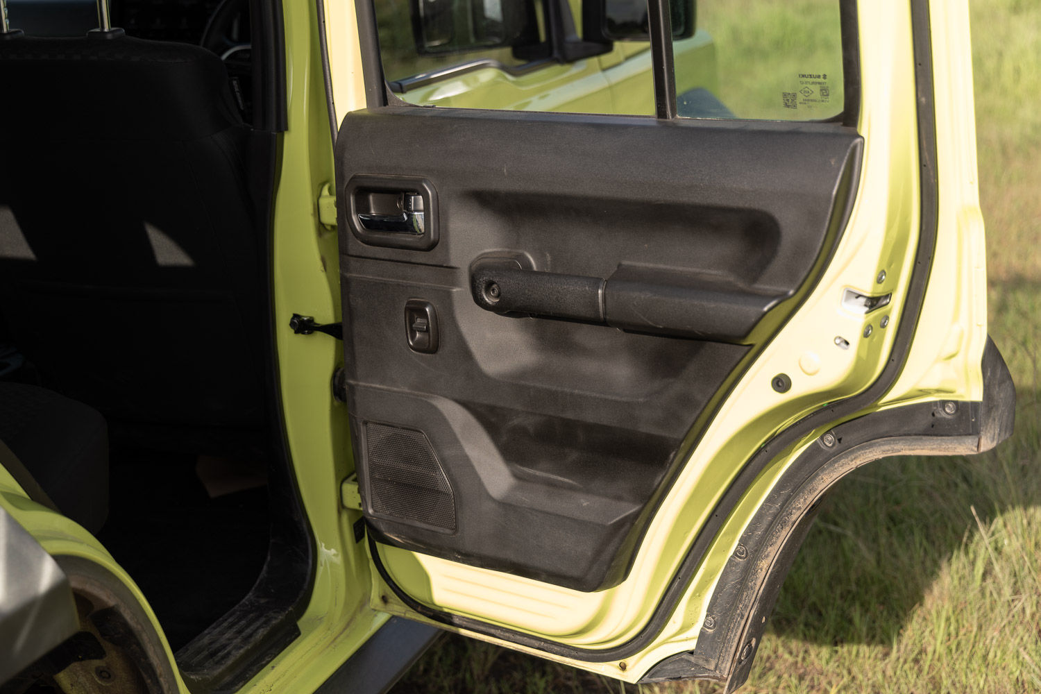 Maruti Jimny door