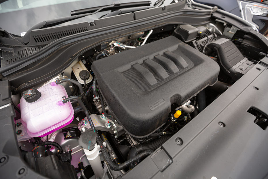 Mahindra XUV700 Turbo-petrol Engine