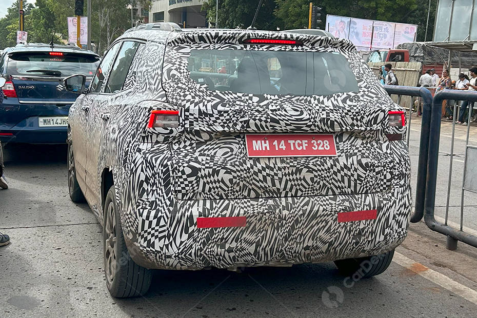Skoda Sub-4m SUV Spotted Again In The Clearest Spy Shots So Far